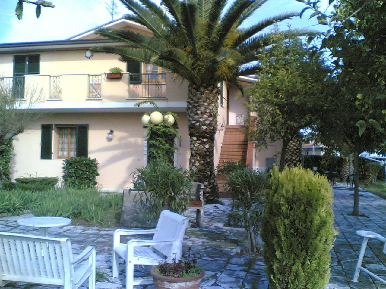 Bed&Breakfast Giardino Agritourist Controguerra Екстер'єр фото